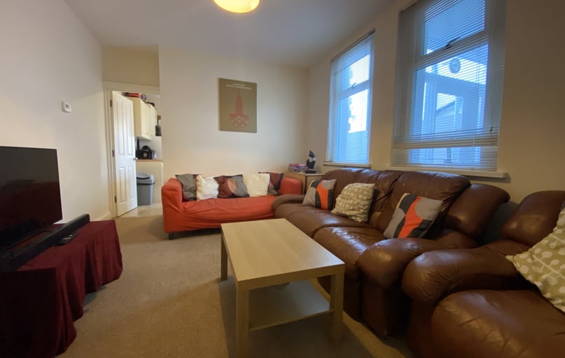 Cathays, Cardiff - Image 1
