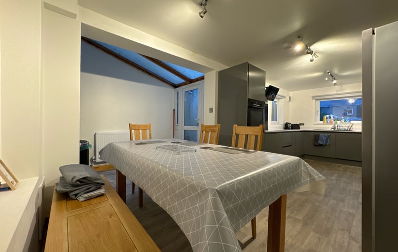 Cathays, Cardiff - Image 1