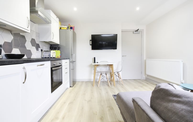 Cathays, Cardiff - Image 1