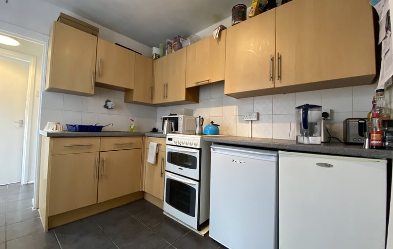 Cathays, Cardiff - Image 1
