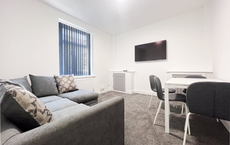 Cathays, Cardiff - Image 1
