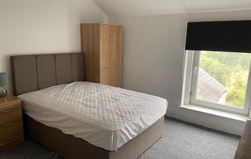 Sketty Road, Uplands, Swansea - Image 1