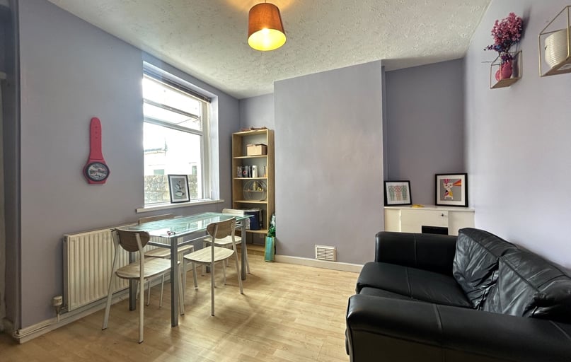Cathays, Cardiff - Image 1