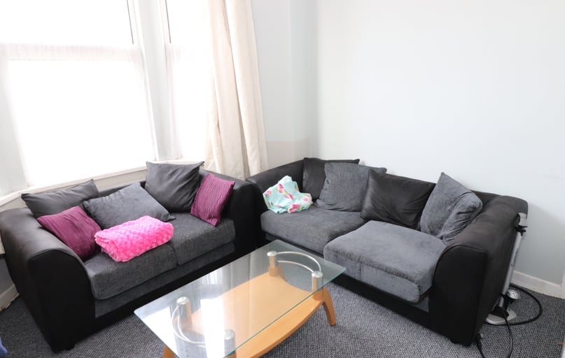 Cathays, Cardiff - Image 1