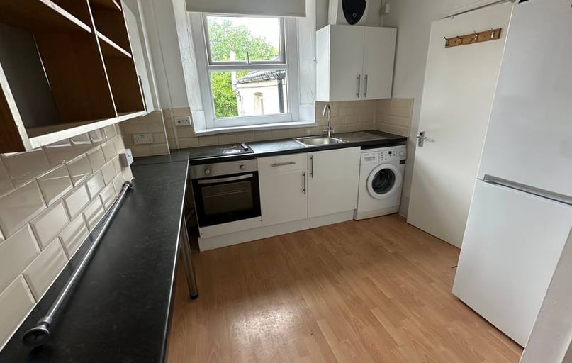  4, 19, Adamstown, Cardiff - Image 1