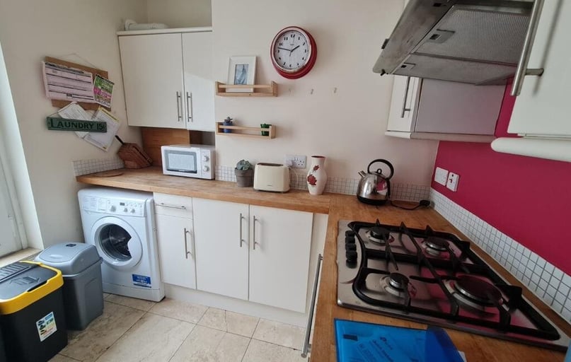 Uplands, Swansea - Image 1