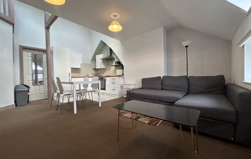 Roath, Adamstown, Cardiff - Image 1