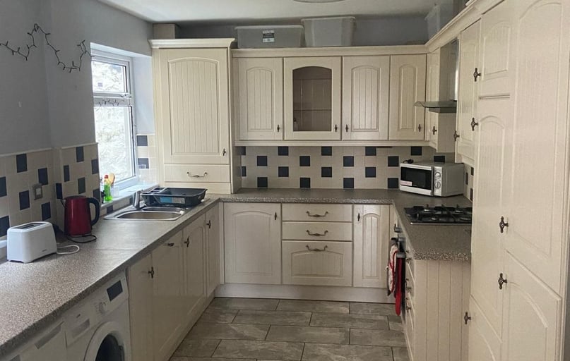 Kinley Street, St Thomas, Swansea - Image 1