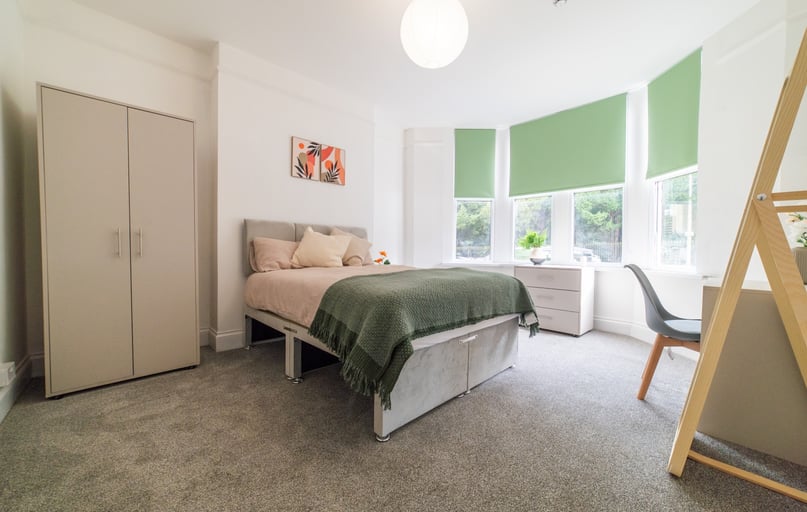 Heath, Gabalfa, Cardiff - Image 1