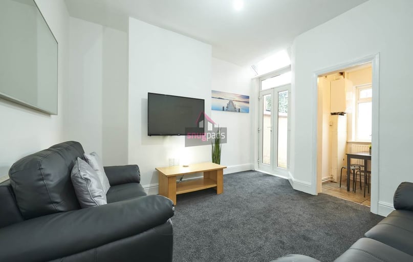 Salford, Irlams O' Th' Height - Image 1