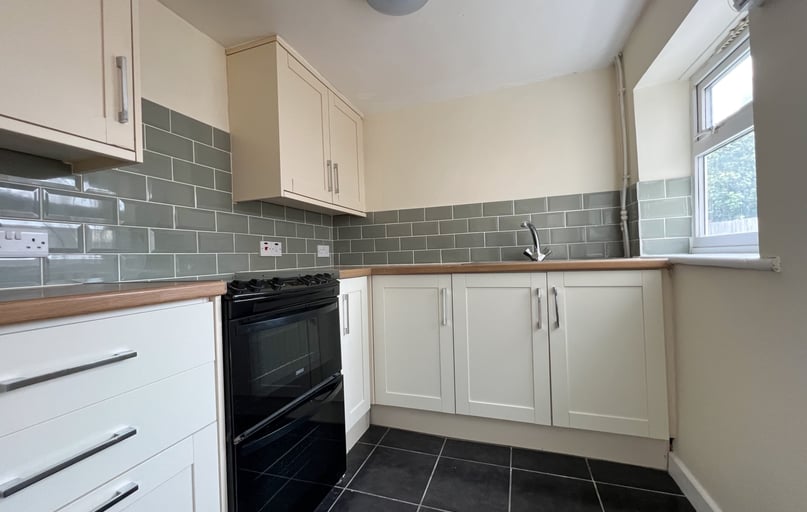 Grangetown, Cardiff - Image 1