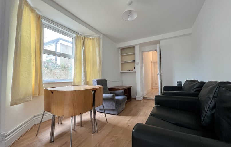 Cathays, Cardiff - Image 1