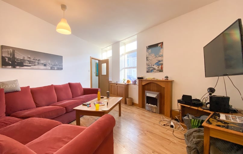 Cathays, Cardiff - Image 1