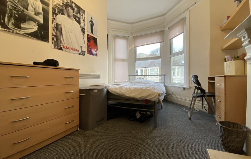 Cathays, Cardiff - Image 1