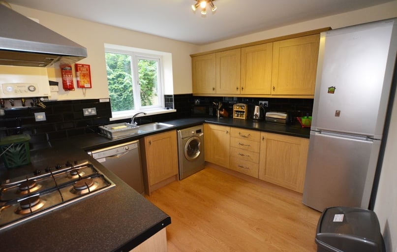 Cathays, Cardiff - Image 1