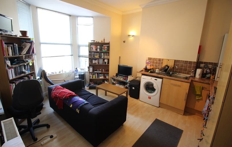 Roath, Plasnewydd, Cardiff - Image 1