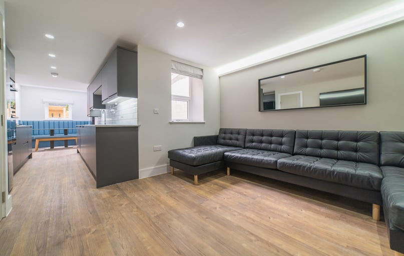 Cathays, Plasnewydd, Cardiff - Image 1