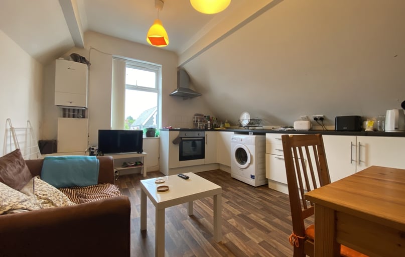 Roath , Plasnewydd, Cardiff - Image 1