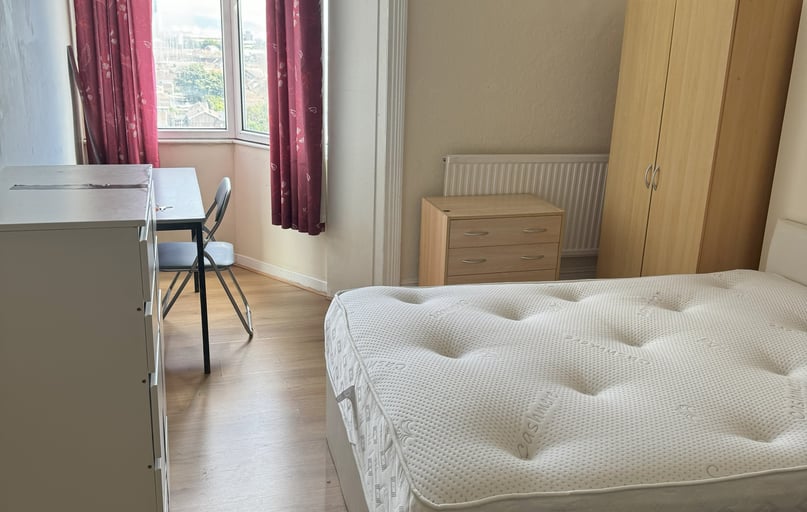 Uplands, Swansea - Image 1