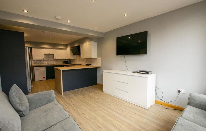 Raddlebarn Road, Selly Park, Birmingham - Image 1