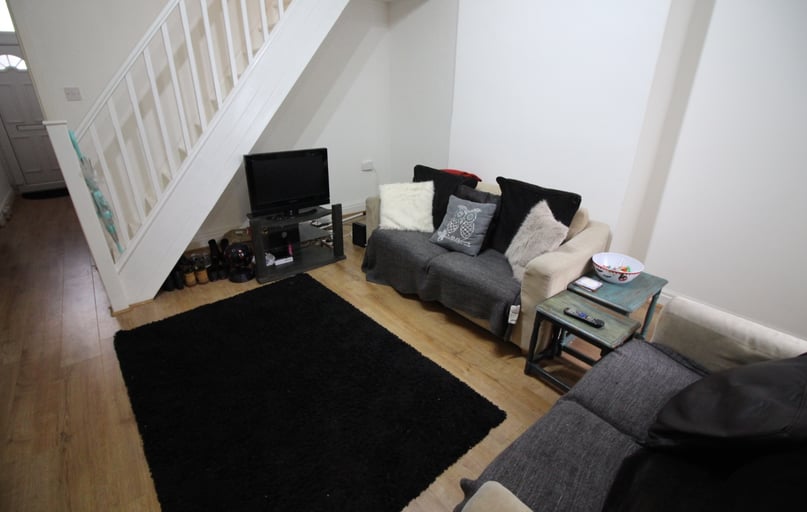 Roath, Plasnewydd, Cardiff - Image 1