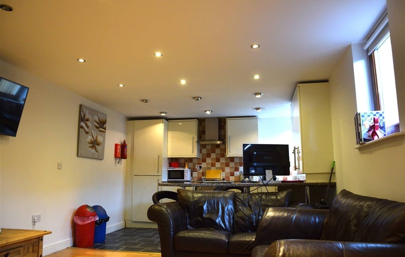 Uplands Crescent, Uplands, Swansea - Image 1