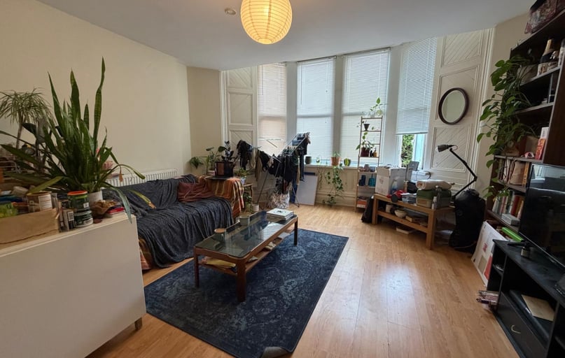 Roath, Plasnewydd, Cardiff - Image 1