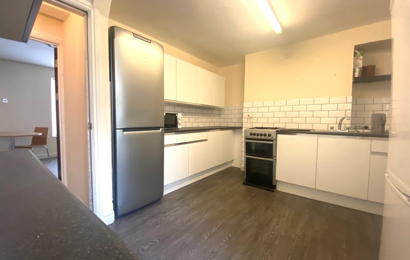 Brynmill, Swansea - Image 1