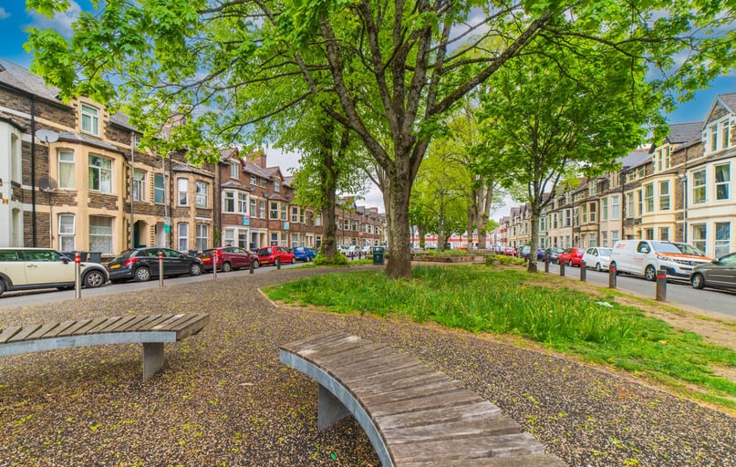 Cathays, Plasnewydd, Cardiff - Image 1