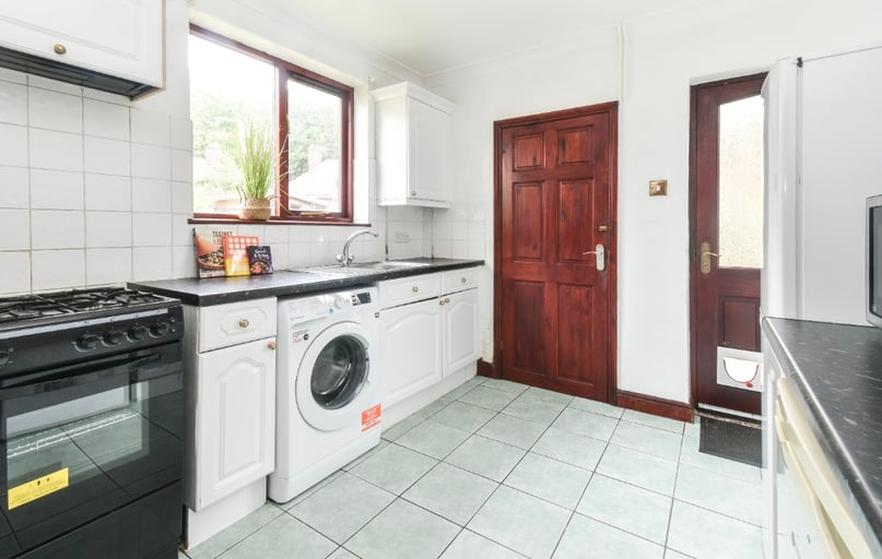 Henderson Road, Earlham, Norwich - Image 1