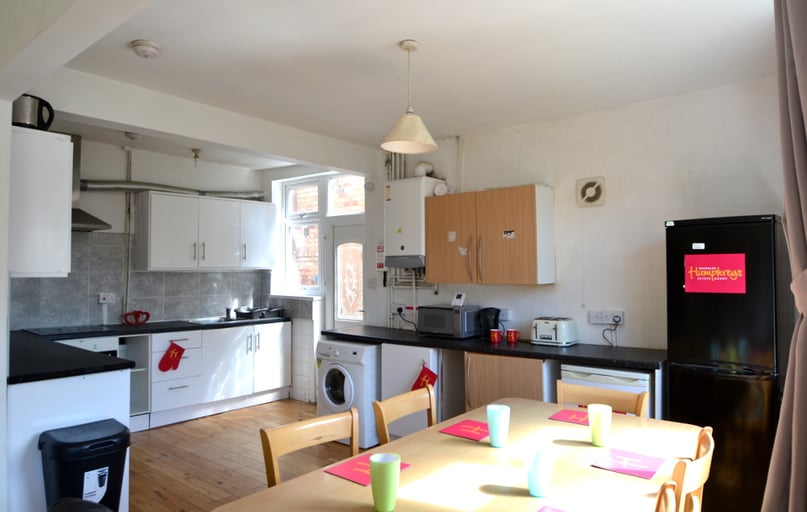 Rolleston Drive, Lenton, Nottingham - Image 1
