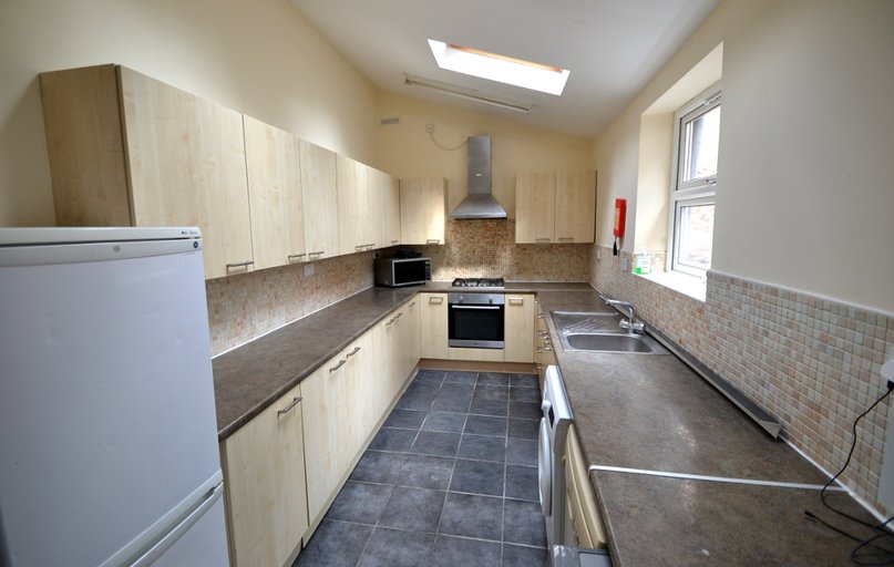 Balfour Road, Radford, Nottingham - Image 1