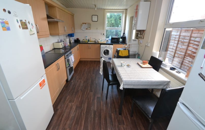 Harrington Drive, Lenton, Nottingham - Image 1