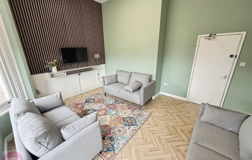 Derby Road, Lenton, Nottingham - Image 1