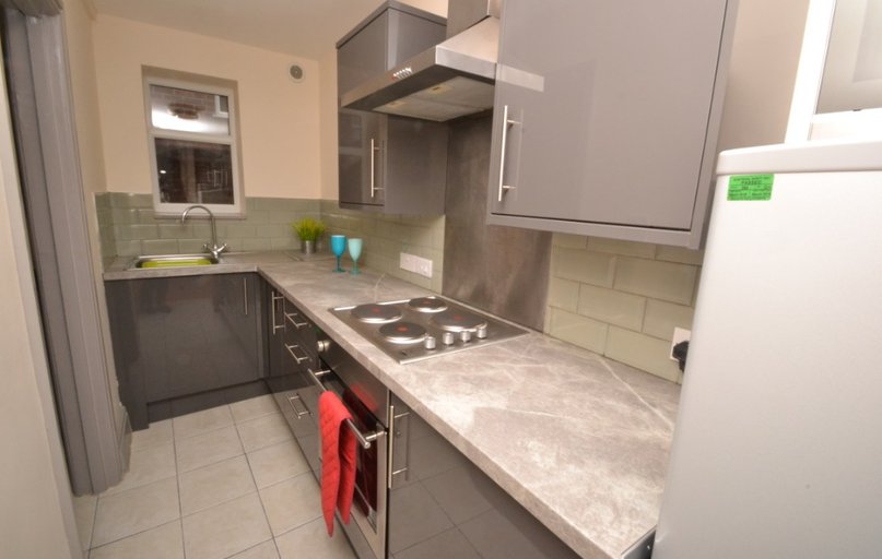 Exeter Road, Forest Fields, Nottingham - Image 1