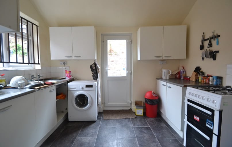 Derby Grove, Radford, Nottingham - Image 1