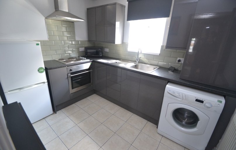 Exeter Road, Forest Fields, Nottingham - Image 1