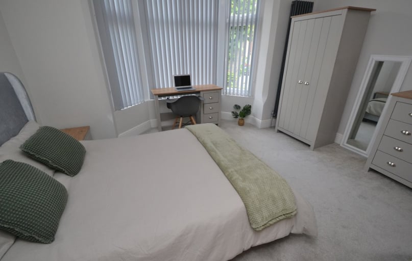 North Road, West Bridgford, Nottingham - Image 1