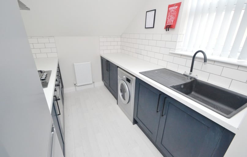 Henry Road, West Bridgford, Nottingham - Image 1