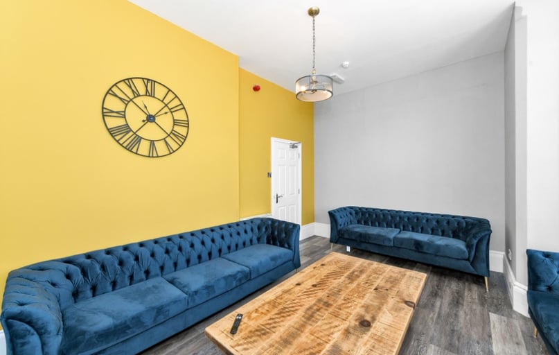 Waverley Street, Arboretum, Nottingham - Image 1