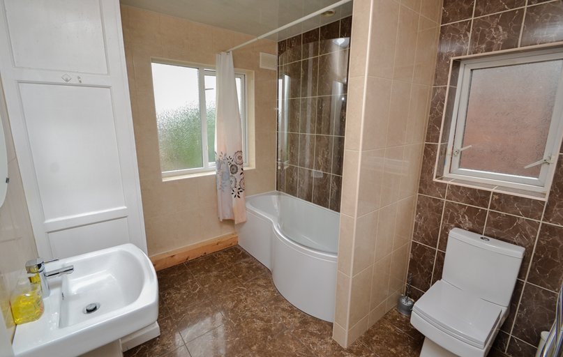 Derby Road, Lenton, Nottingham - Image 1