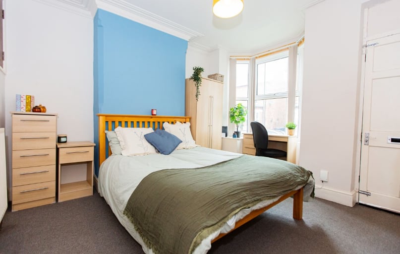 Charnwood Grove, West Bridgford, Nottingham - Image 1