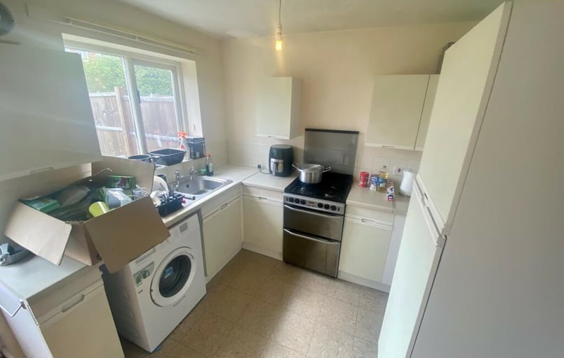 Heron Drive, Lenton, Nottingham - Image 1