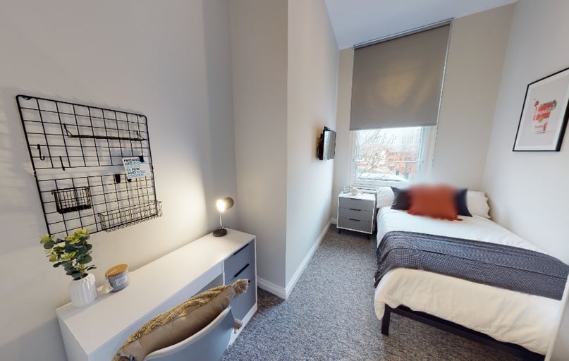 Broad Street, Hockley, Nottingham - Image 1