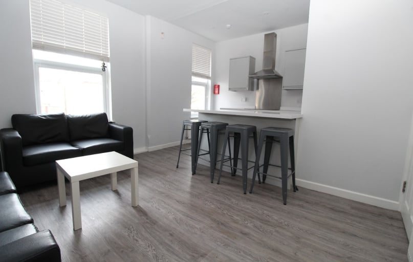 (26/27) Castle Boulevard, Lenton, Nottingham - Image 1