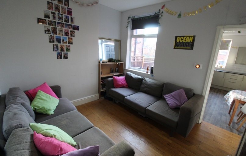 (5BED) Harrington Drive, Lenton, Nottingham - Image 1