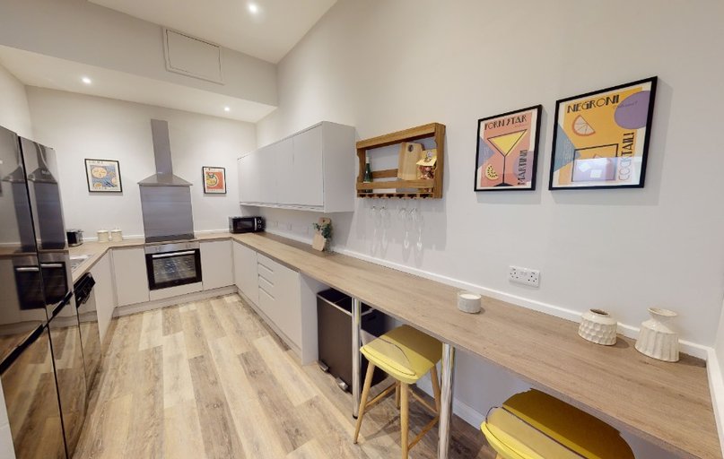 Broad Street (5 Bed), Hockley, Nottingham - Image 1