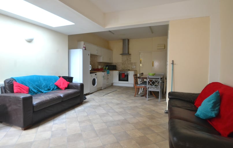 Castle Boulevard (5 Bed), Lace Market, Nottingham - Image 1