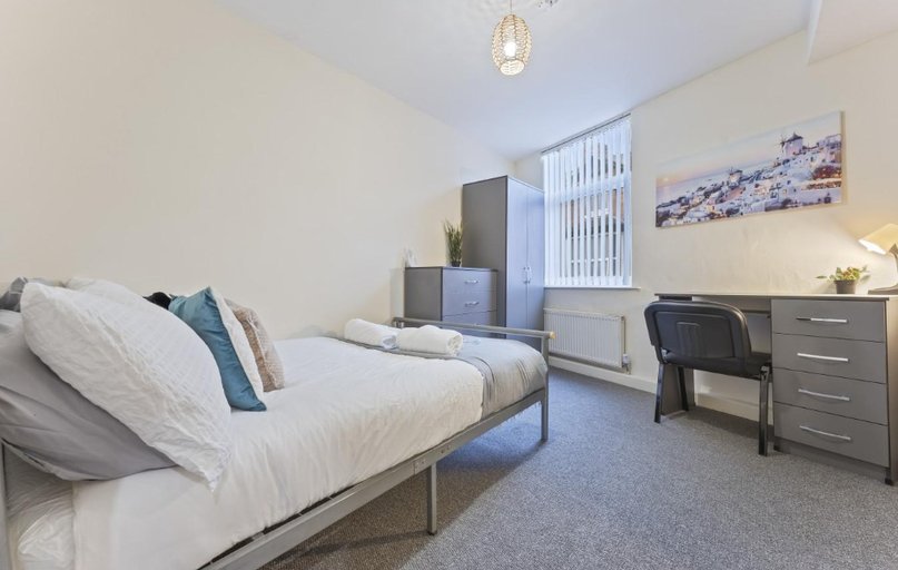 Peveril Street, Radford, Nottingham - Image 1