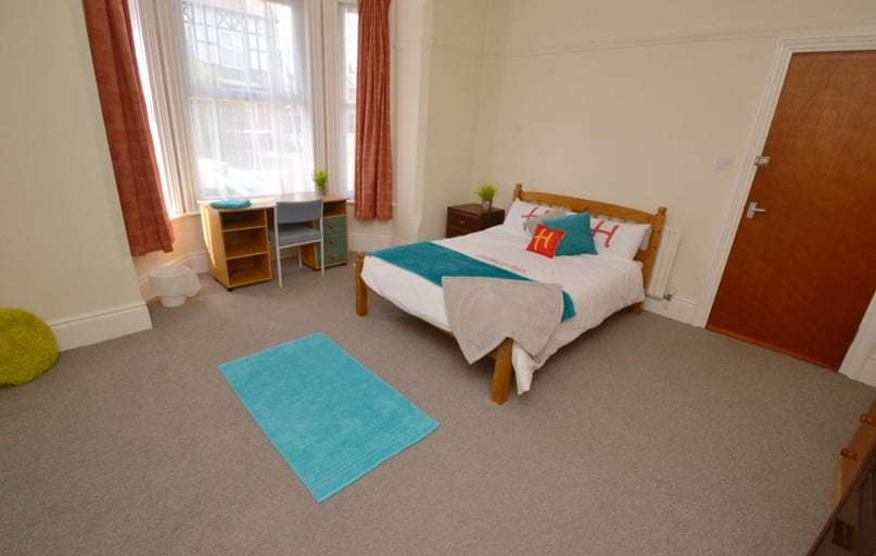 (1 BED) Henry Road, West Bridgford, Nottingham - Image 1